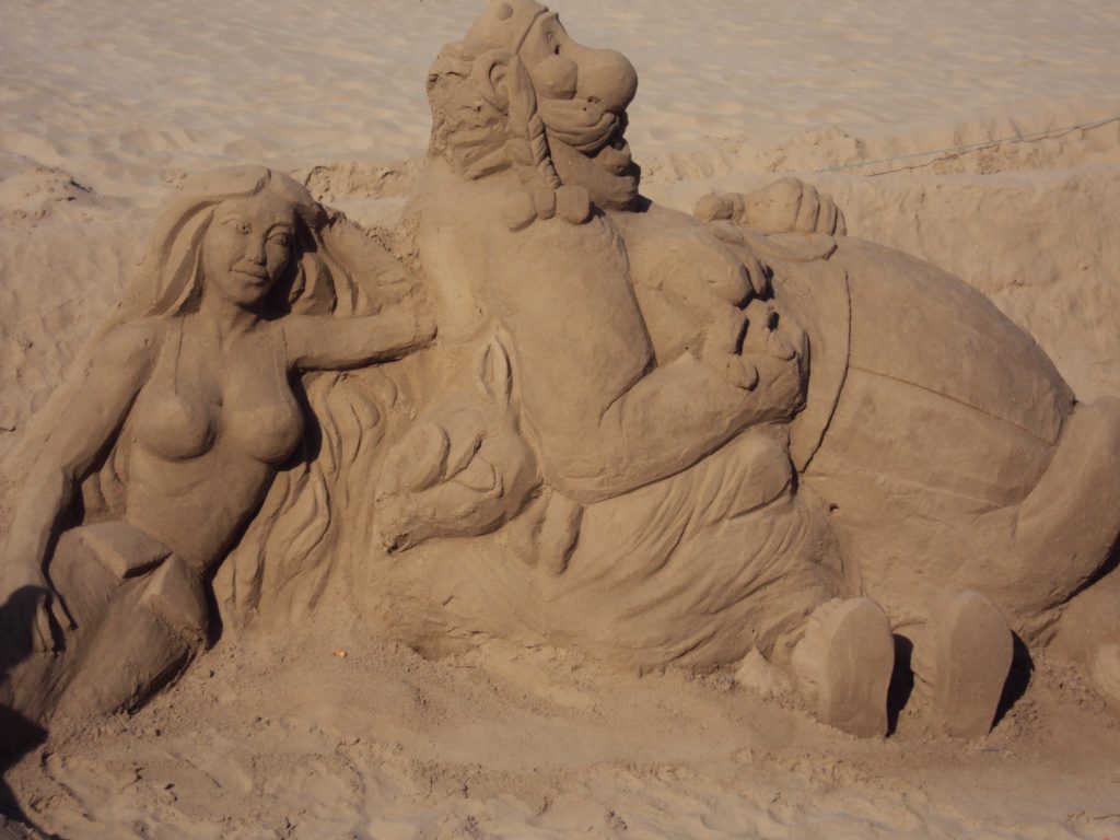 Obelix & Falbala aus Sand